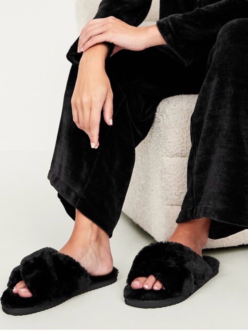 Old Navy Black Faux Fur Slide Slippers